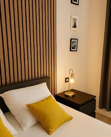 Chambre cosy au calme Chavanoz Exterior foto
